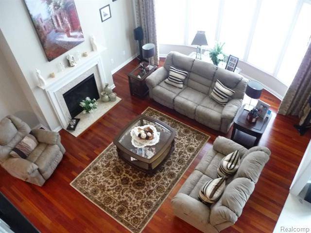 Troy, MI 48085,6137 MAYAPPLE DR