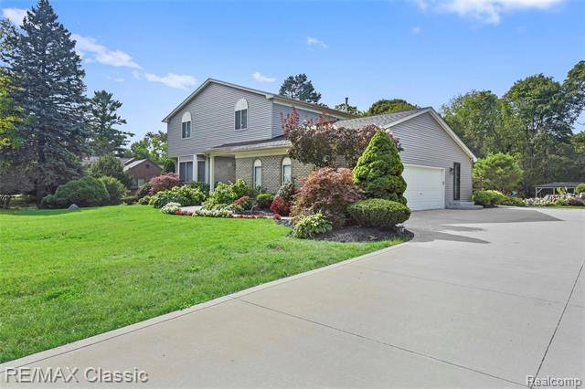 Bloomfield Twp, MI 48302,1526 WINTHROP RD