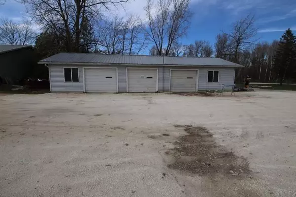 5602 Highway T, Franklin, WI 54247