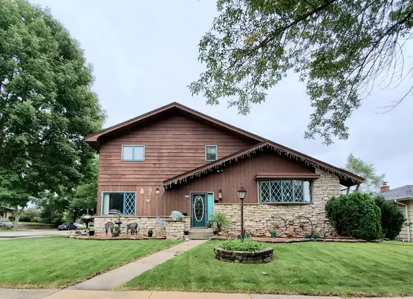 Sheboygan, WI 53081,1703 S 25th St