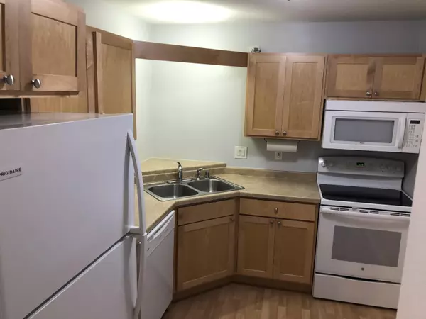 Butler, WI 53007,12765 W Hampton Ave Unit 114