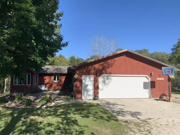 Kossuth, WI 54241,10229 County Road Q