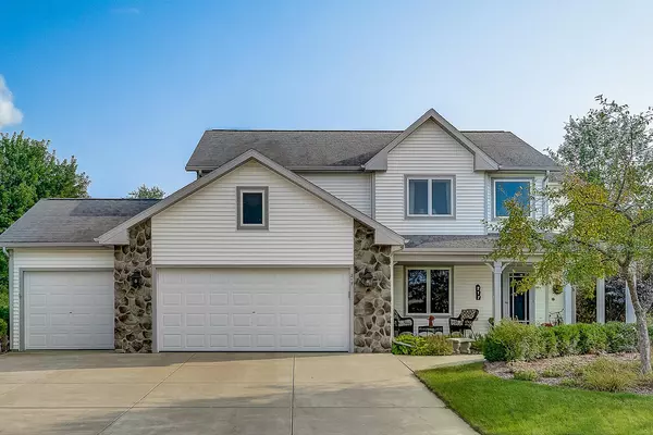 Oconomowoc, WI 53066,217 Shore Cir