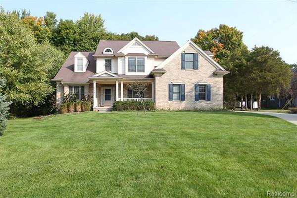 1241 BLOOMER RD, Rochester Hills, MI 48307