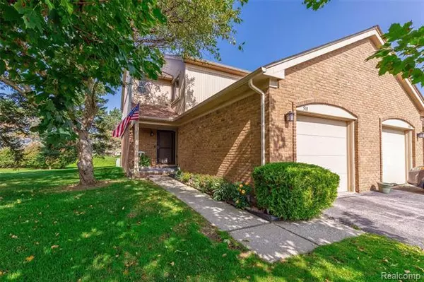 510 TENNYSON  56, Rochester Hills, MI 48307