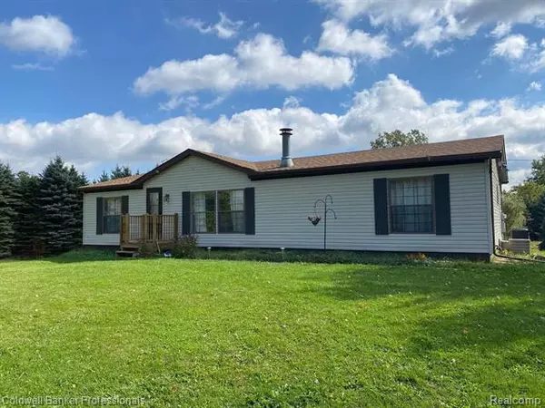 2803 Miller RD, Morrice, MI 48857