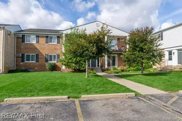 Rochester Hills, MI 48306,1121 TIENKEN CRT 116