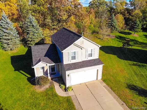 Holly, MI 48442,6498 SOMERSET CRT