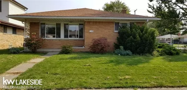 35710 LUCERNE, Clinton Township, MI 48035