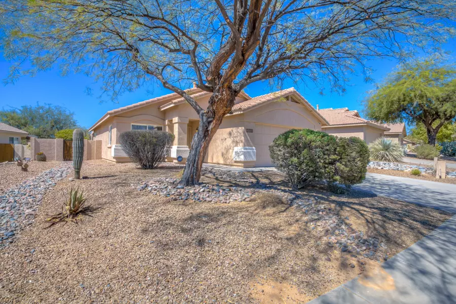 13237 N Classic Overlook Court, Oro Valley, AZ 85755