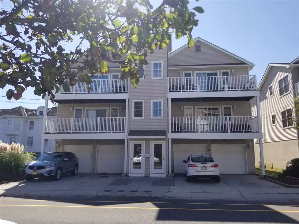 Wildwood, NJ 08260,230 E Glenwood Avenue #EAST SIDE