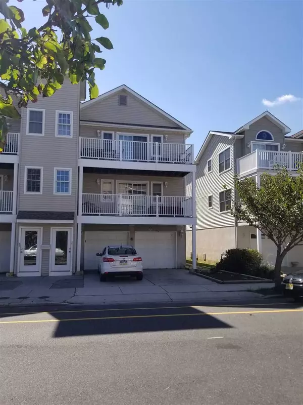 Wildwood, NJ 08260,230 E Glenwood Avenue #EAST SIDE