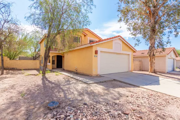 9556 N Albatross Drive, Tucson, AZ 85742