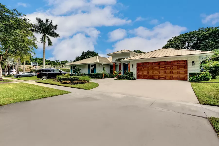 2840 NW Banyan Boulevard CIR, Boca Raton, FL 33431