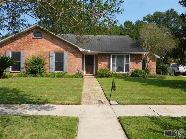 1469 CRESCENT DR, Baton Rouge, LA 70806