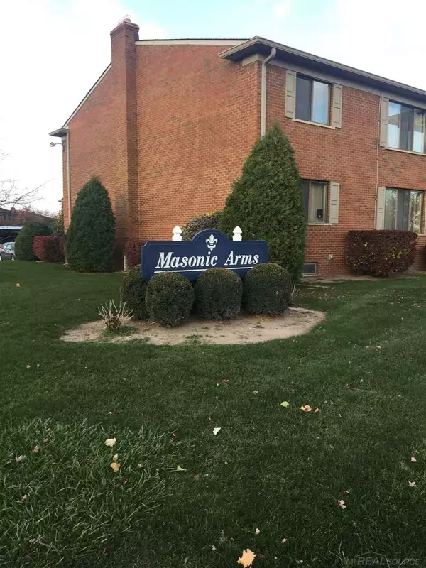 Saint Clair Shores, MI 48082,22529 Masonic