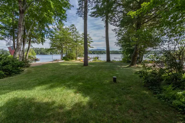 16 Falcon WAY, Moultonborough, NH 03254