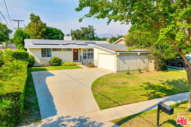 15959 Simonds St, Granada Hills, CA 91344