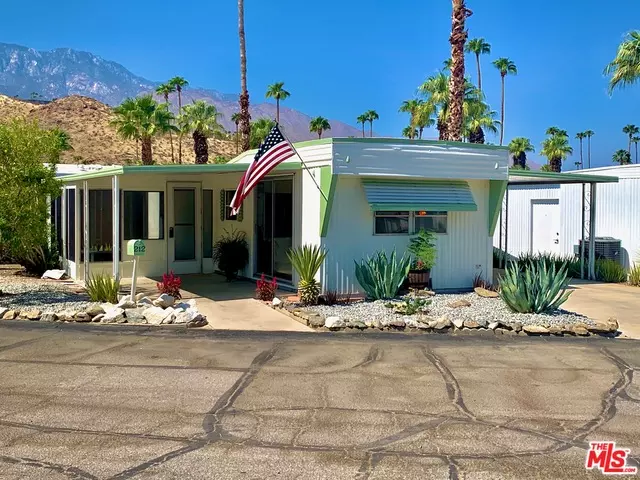 212 Newport DR, Palm Springs, CA 92264