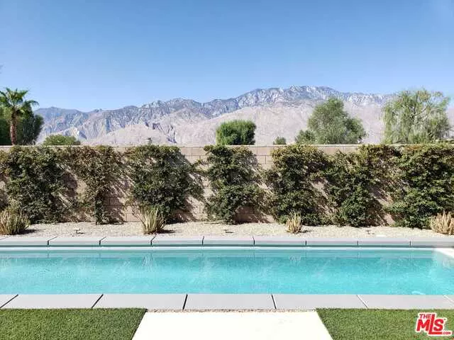 541 Skylar Ln, Palm Springs, CA 92262