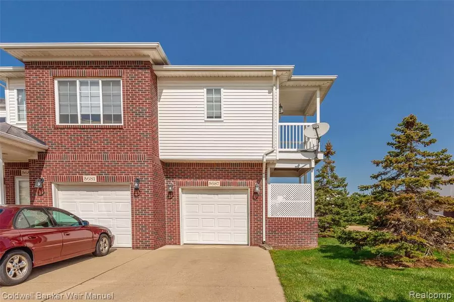 5687 Acorn Lane, Sterling Heights, MI 48314