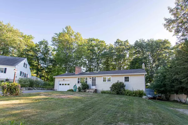 Hooksett, NH 03106,9 Beauchesne DR