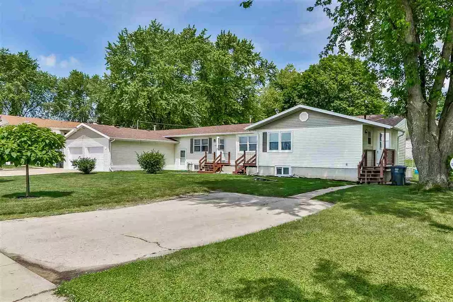 536 W Milwaukee St, Stoughton, WI 53589