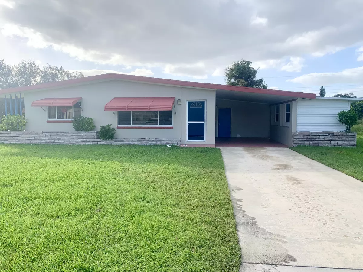 Port Saint Lucie, FL 34952,757 Lomas ST