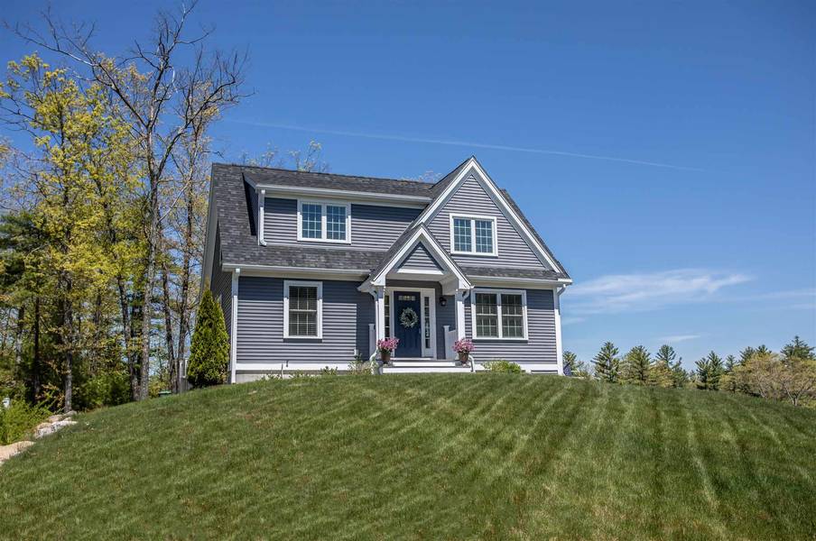 14 Calla RD, Londonderry, NH 03053