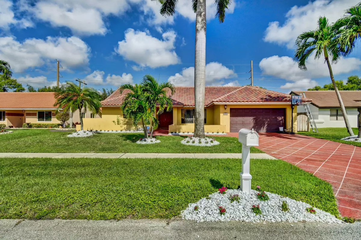 Boynton Beach, FL 33437,9264 Sun Pointe DR