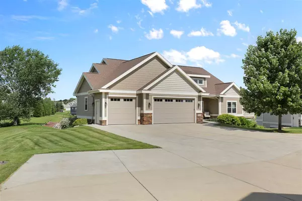 1423 Nels Ct, Waunakee, WI 53597