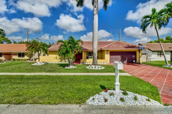 9264 Sun Pointe DR, Boynton Beach, FL 33437