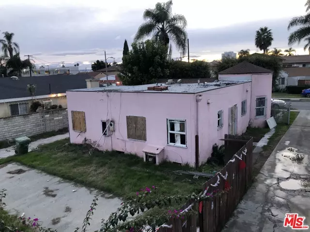 214 N MAYO AVE, Compton, CA 90221