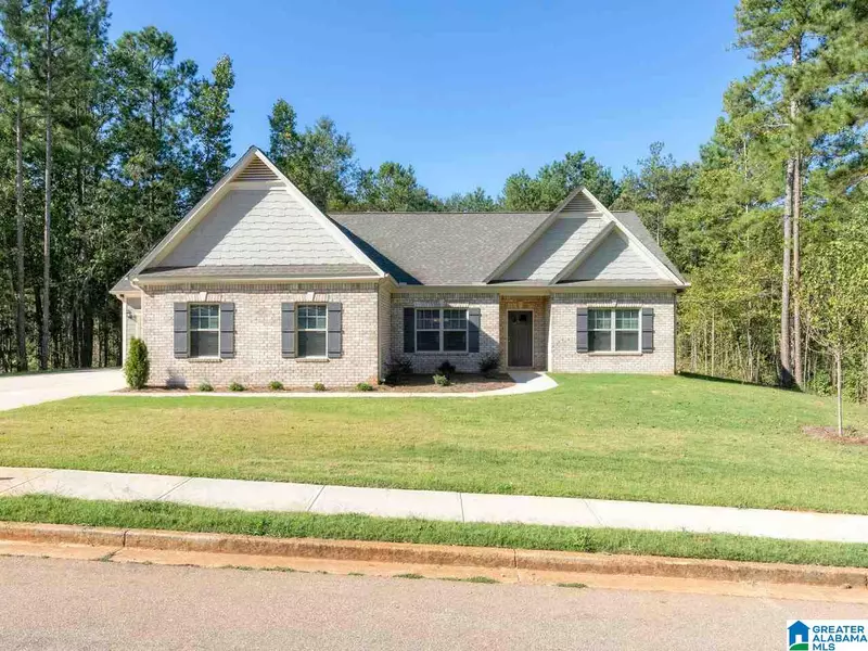 379 COUNTRYSIDE CIR, Calera, AL 35040