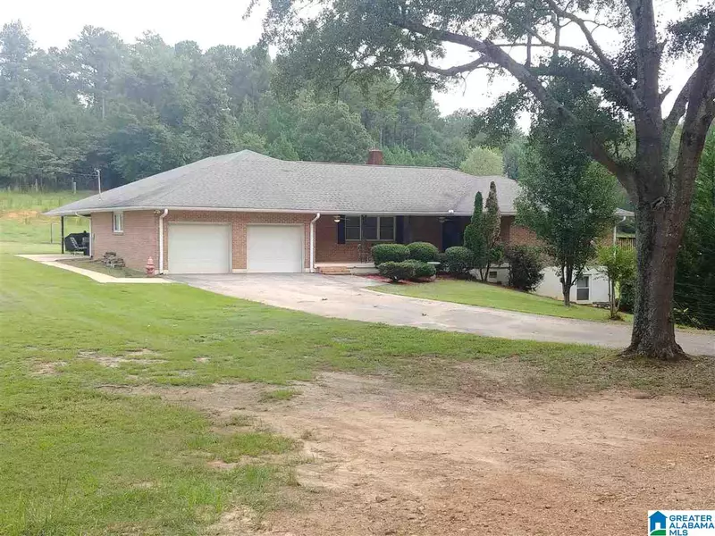 806 EASONVILLE RD, Cropwell, AL 35054