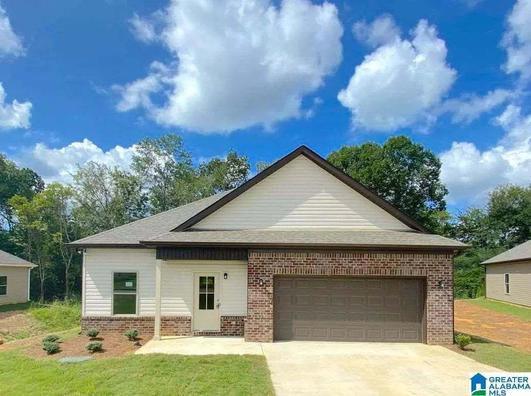 Lincoln, AL 35096,415 WHITE OAK CIR