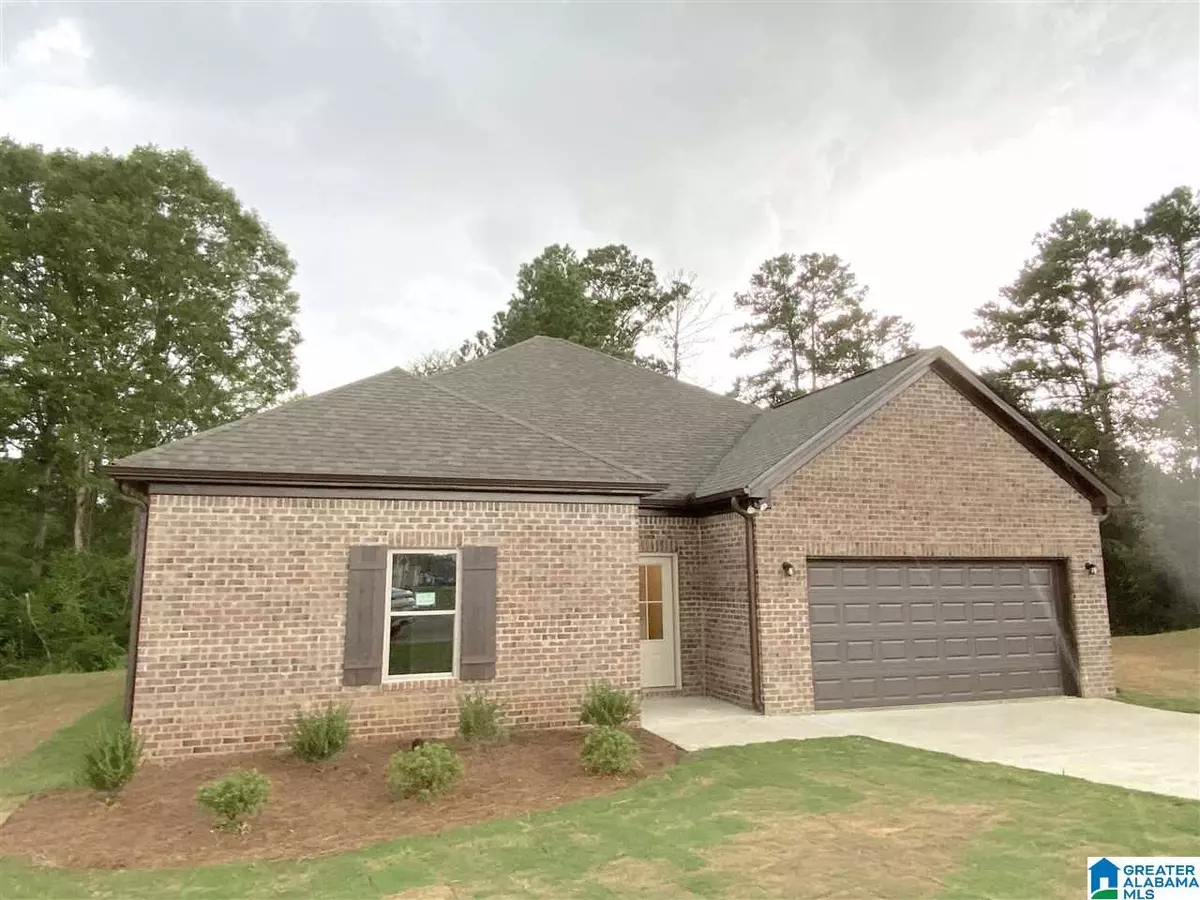 Lincoln, AL 35096,421 WHITE OAK CIR