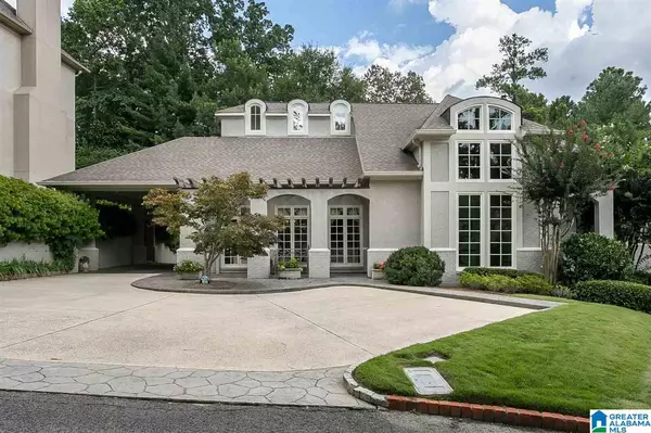 Mountain Brook, AL 35223,147 QUEENSBURY CRESCENT