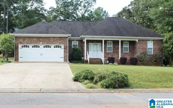 150 WOODLAND DR, Childersburg, AL 35044