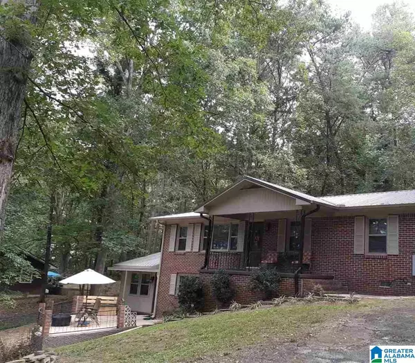 145 VIRGINIA ST, Oneonta, AL 35121