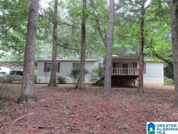 1122 COUNTY ROAD 250, Roanoke, AL 36274