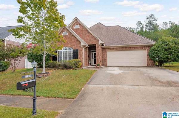 6436 RIDGE VIEW CIR, Bessemer, AL 35022