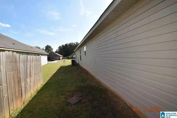 Hueytown, AL 35023,3446 JEANNE LN