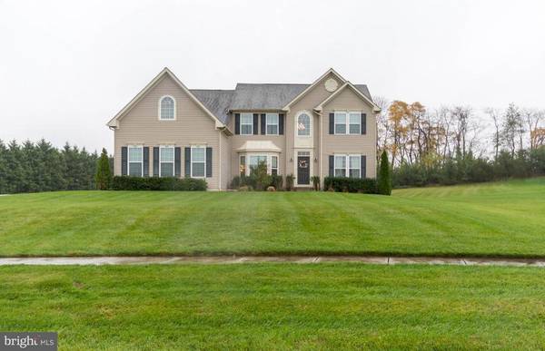 11 GABRIELLE CIR, Swedesboro, NJ 08085