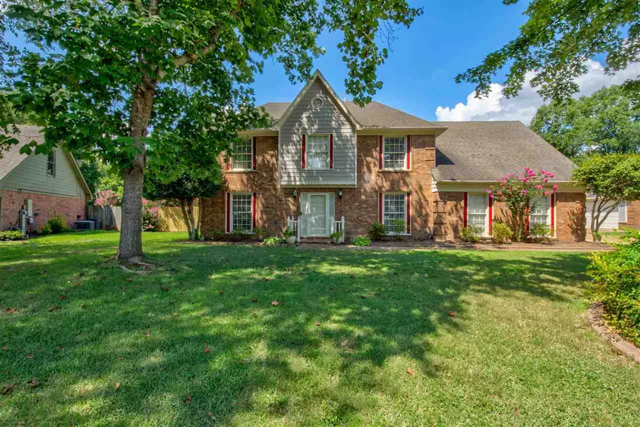 2725 FAIRWAY GLEN CV, Collierville, TN 38017