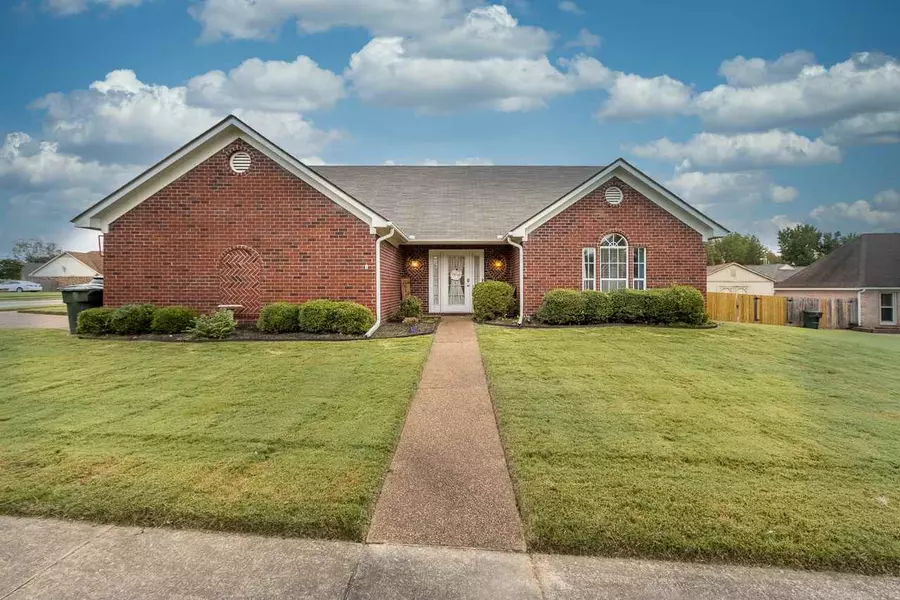 3086 AMBER REBECCA CV, Bartlett, TN 38133