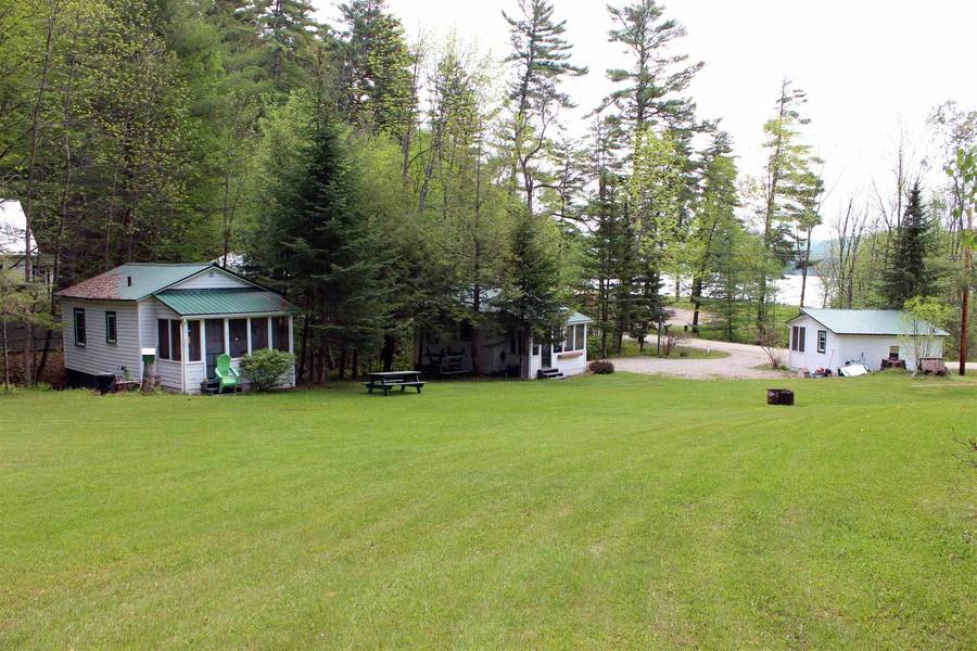 139 Pageant Park RD, Barton, VT 05822