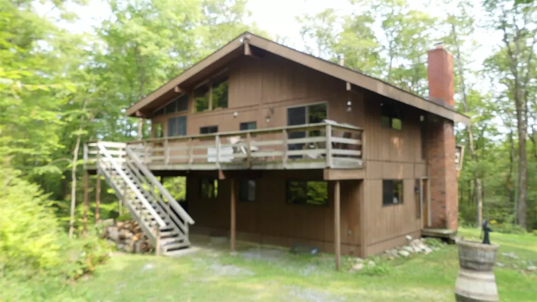 144 Oberdorf RD, Readsboro, VT 05350