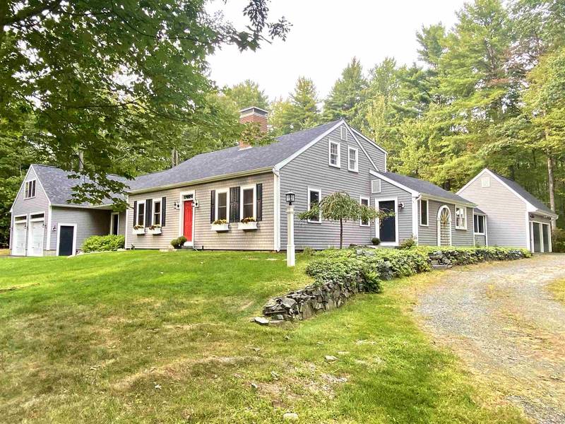 103 Blueberry Hill LN, Gilford, NH 03249