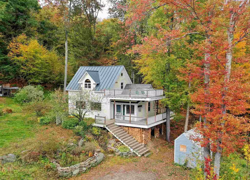 2243 Gilke RD, Stockbridge, VT 05772